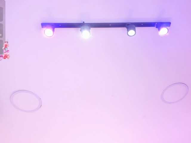 ElarisBlake live cam on BongaCams