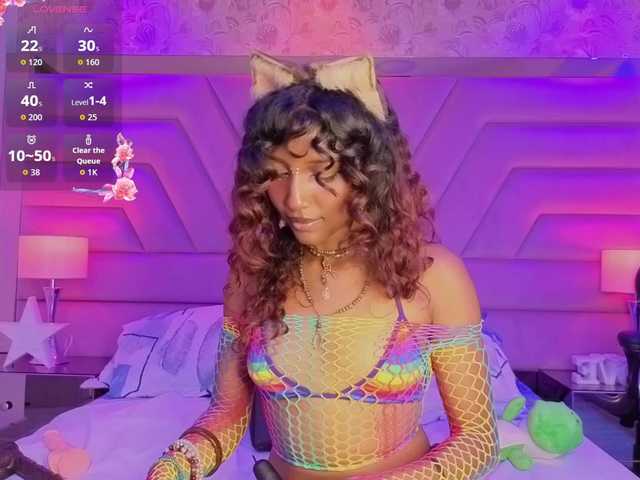 ElarisBlake live cam on BongaCams