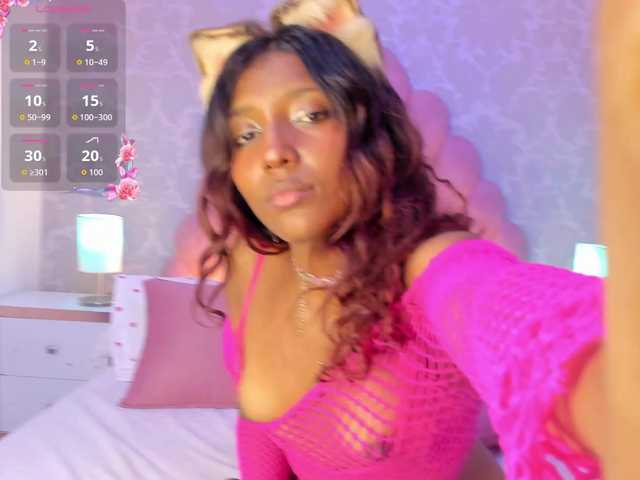 ElarisBlake live cam on BongaCams
