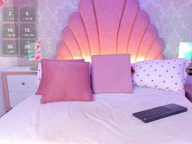 ElarisBlake live cam on BongaCams
