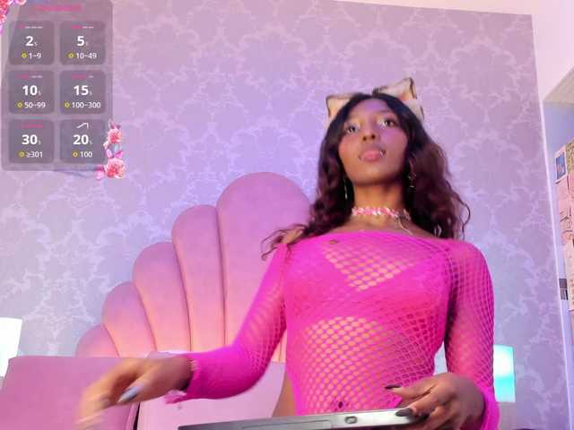 ElarisBlake live cam on BongaCams
