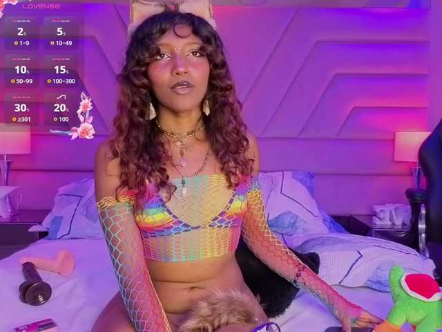 ElarisBlake live cam on BongaCams