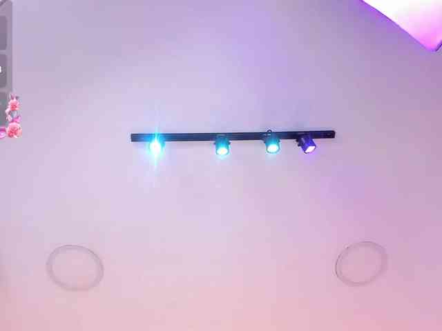 ElarisBlake webcam