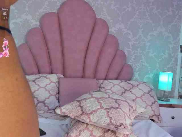 ElarisBlake webcam