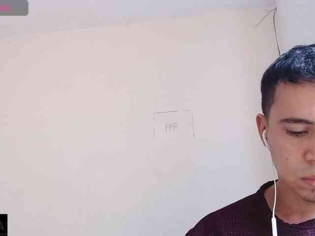 mikellwilliams Live Webcam on BongaCams