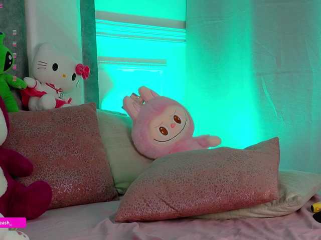 Maddieash live cam on BongaCams