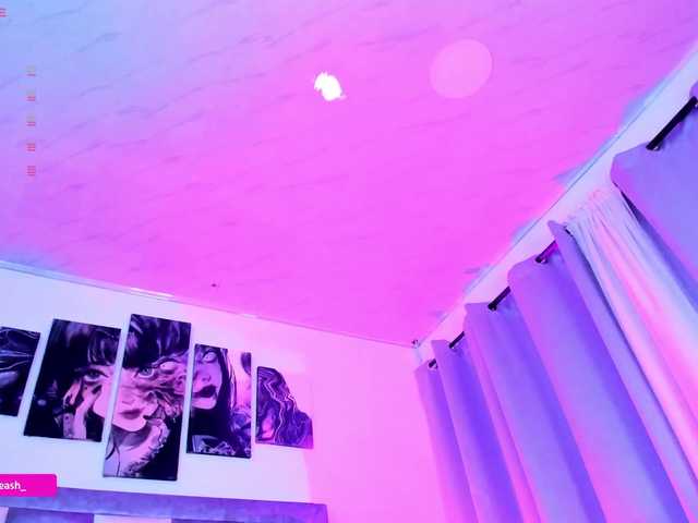 Maddieash live cam on BongaCams