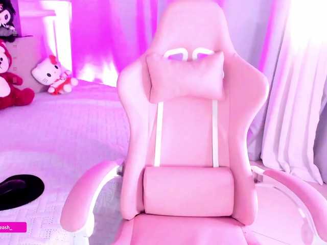Maddieash live cam on BongaCams
