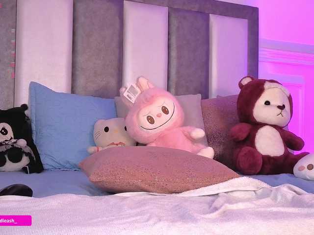 Maddieash live cam on BongaCams