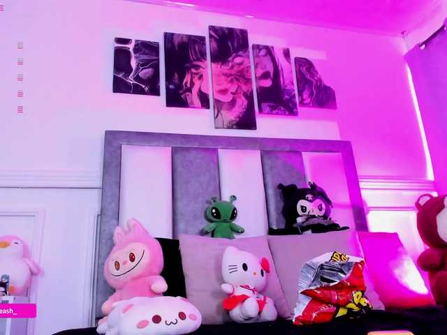 Maddieash live cam on BongaCams