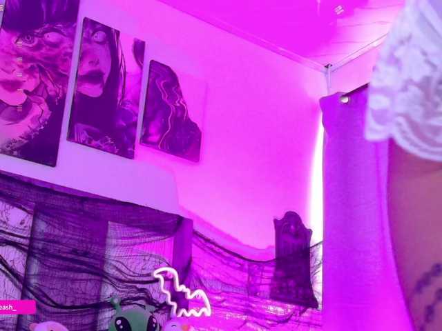 Maddieash live cam on BongaCams