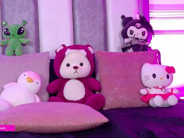 Maddieash, en directo ahora en BongaCams