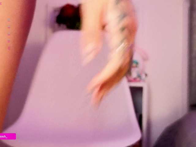 Maddieash live cam on BongaCams