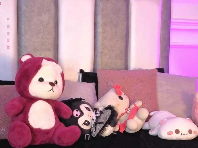 Maddieash live cam on BongaCams