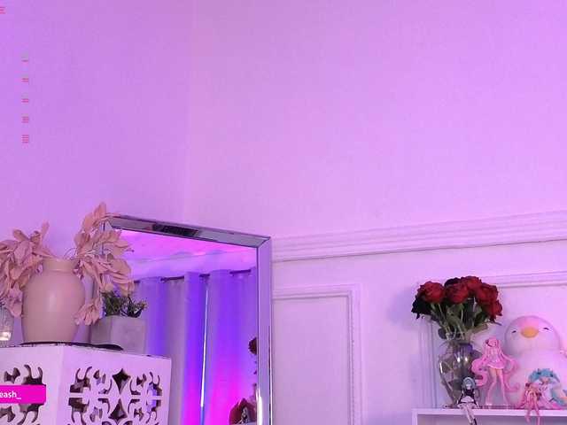 Maddieash live cam on BongaCams