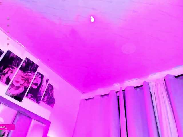 Maddieash live cam on BongaCams
