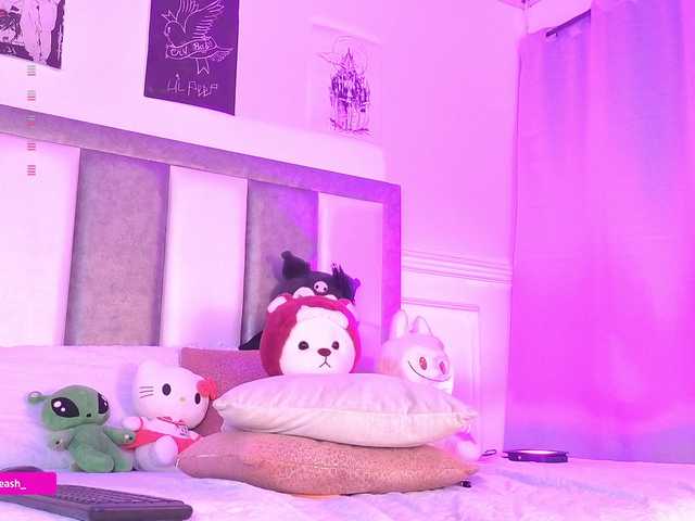 Maddieash live webcam show