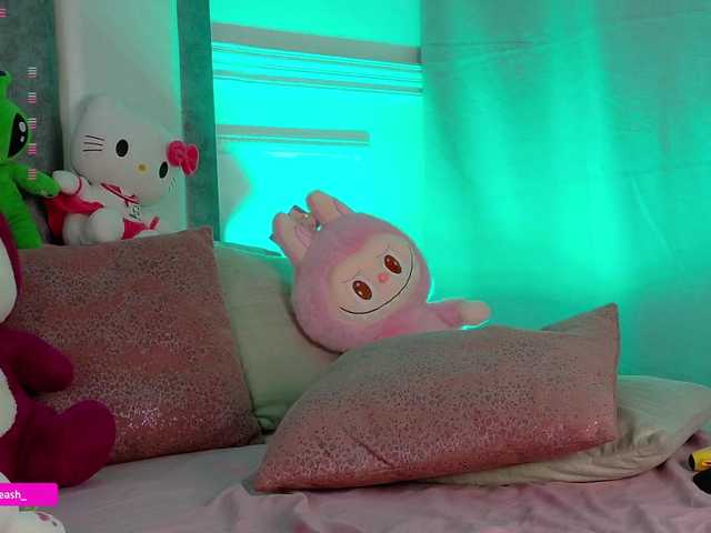 Maddieash live cam on BongaCams