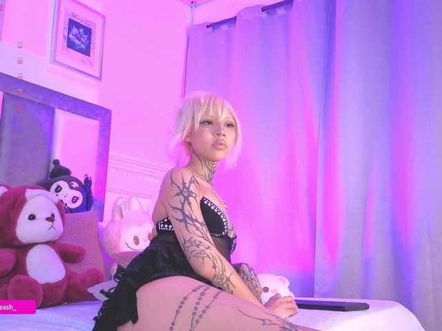 Maddieash live webcam show