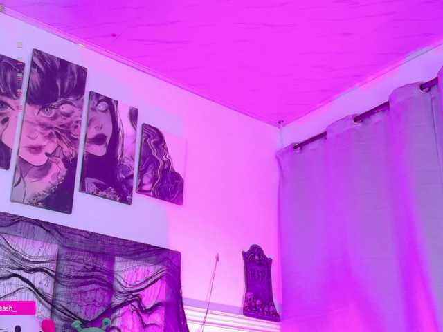Maddieash live cam on BongaCams