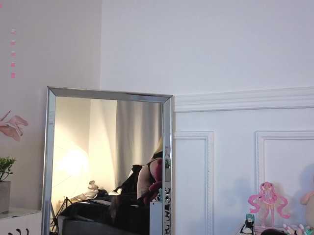 Maddieash live cam on BongaCams