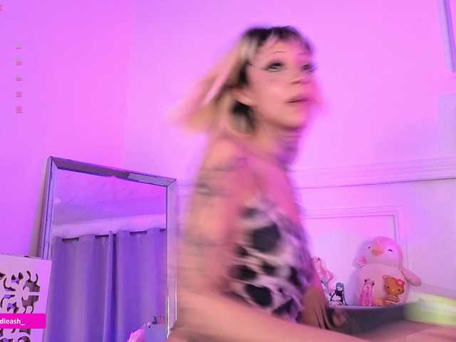 Maddieash live cam on BongaCams