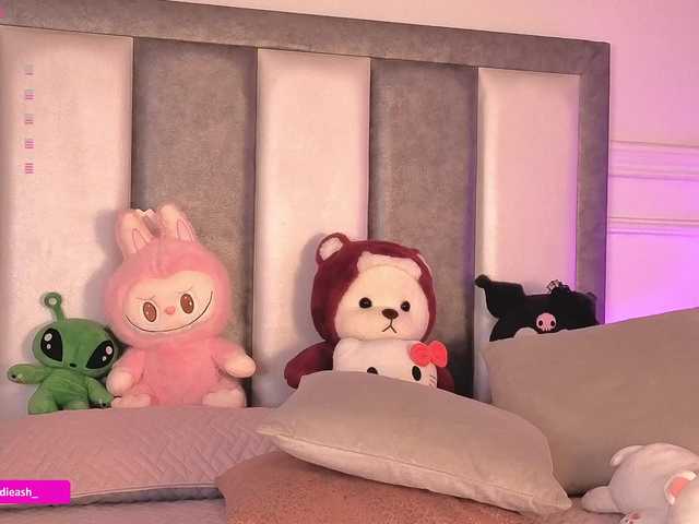 Maddieash live cam on BongaCams