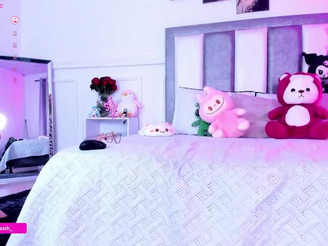 Maddieash live cam on BongaCams