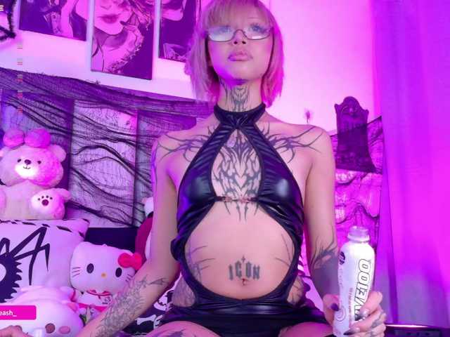 Maddieash live cam on BongaCams