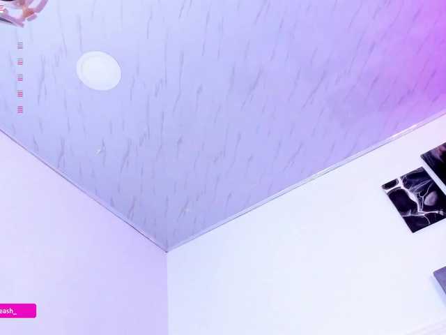 Maddieash live cam on BongaCams