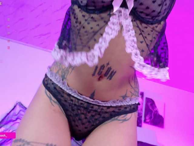 Maddieash live cam on BongaCams