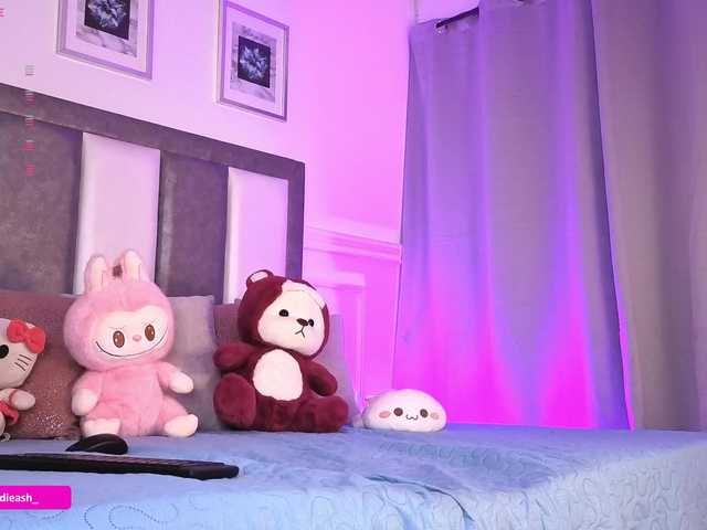 Maddieash live cam on BongaCams