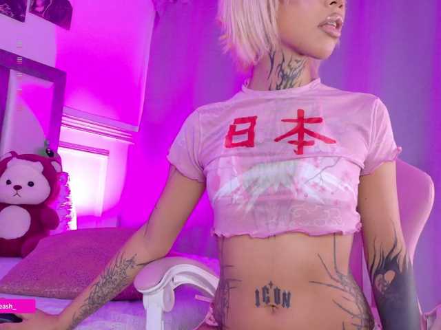 Maddieash live cam on BongaCams