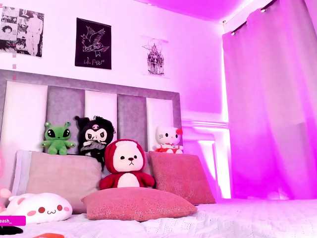 Maddieash live cam on BongaCams