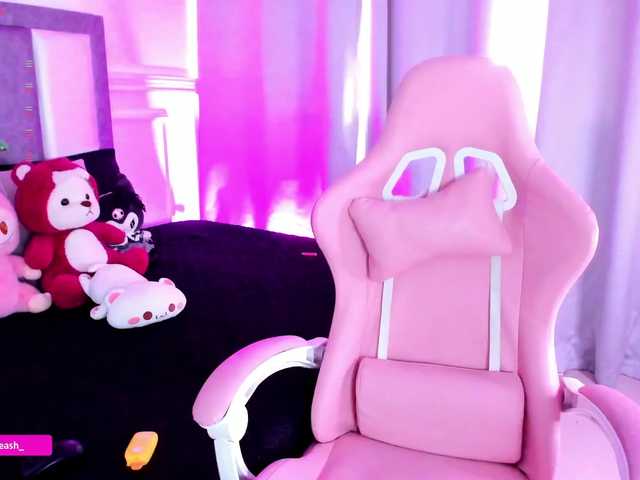 Maddieash live cam on BongaCams