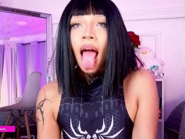 Maddieash live webcam show