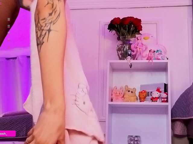 Maddieash Live Cam on BongaCams