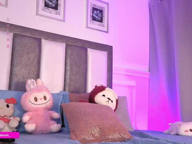 Maddieash live cam on BongaCams