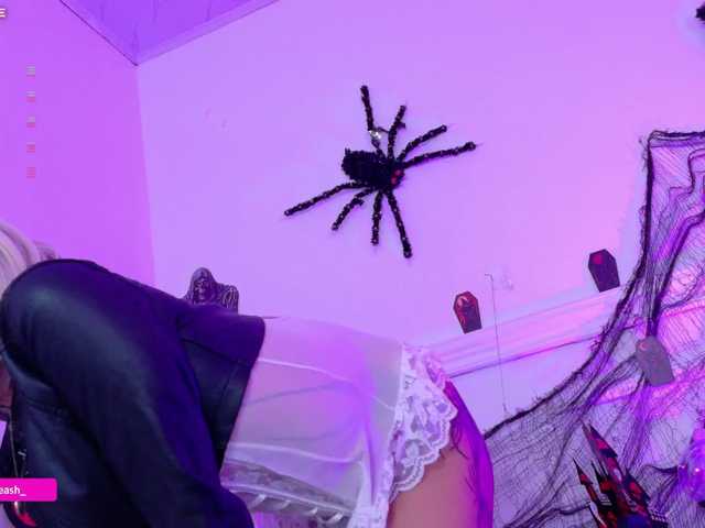 Maddieash live cam on BongaCams
