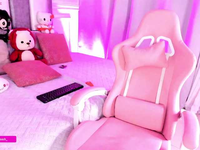 Maddieash live cam on BongaCams