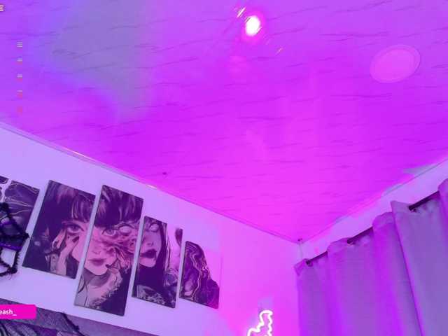 Maddieash live cam on BongaCams
