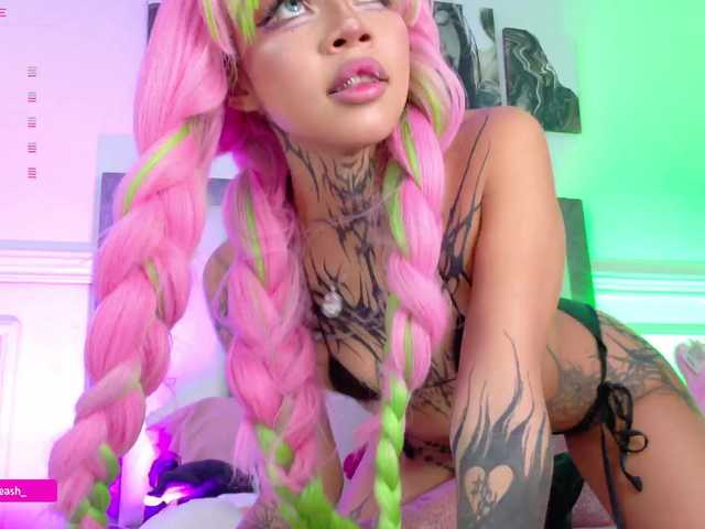 Maddieash live cam on BongaCams