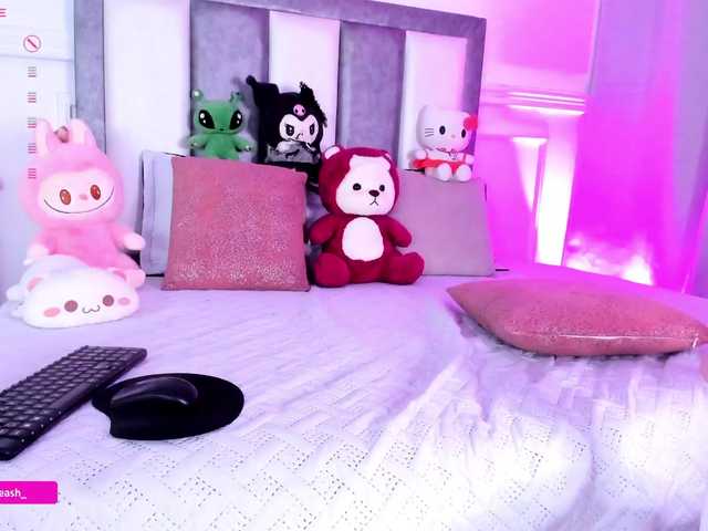 Maddieash live cam on BongaCams