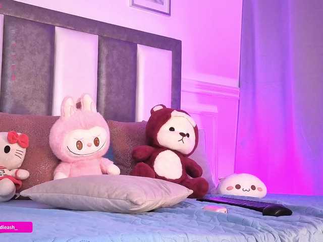 Maddieash live cam on BongaCams
