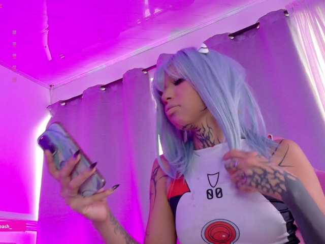 Maddieash live cam on BongaCams