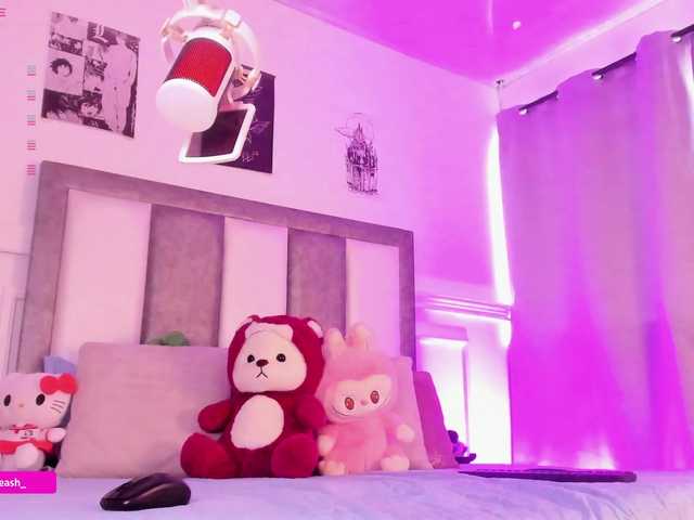 Maddieash live cam on BongaCams
