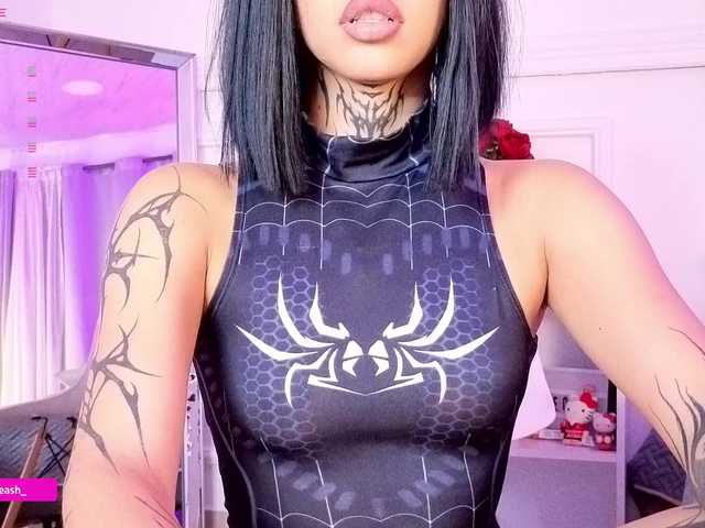 Maddieash live webcam show