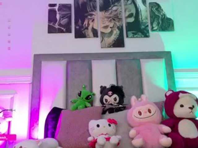 Maddieash live cam on BongaCams