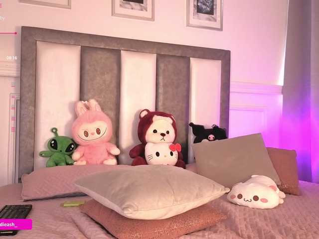 Maddieash live cam on BongaCams