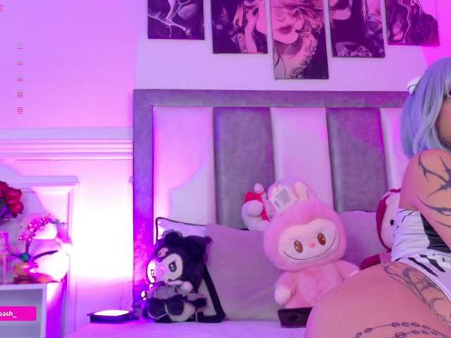 Maddieash live cam on BongaCams